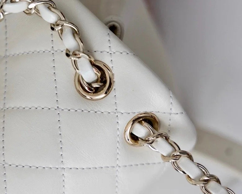 White Backpack Y85442