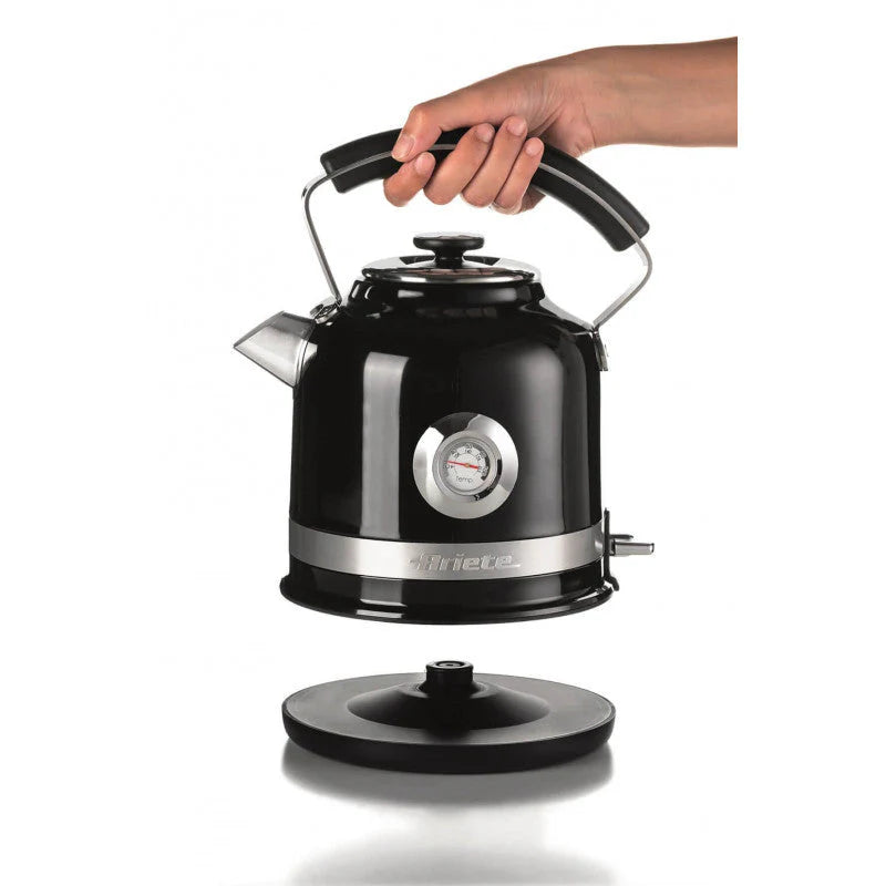 1.7L White Kettle Q47825